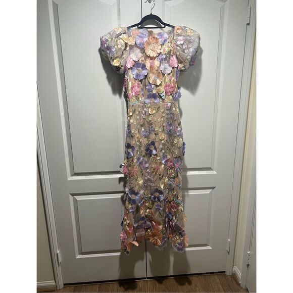 Elliatt Astraea 3D Floral Lace Maxi Dress Wedding Guest Dress  Size XL pre loved - Picture 6 of 9